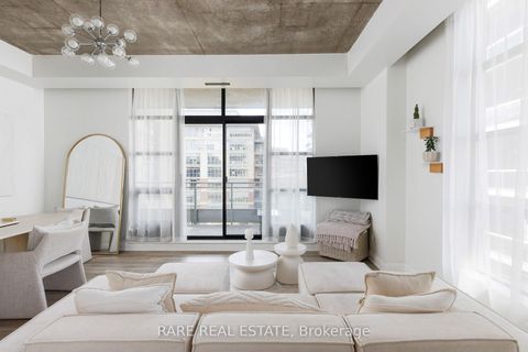 Photo 8 at 609 - 23 Brant Street, Waterfront Communities C1, Toronto