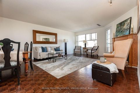 Photo 1 at 808 - 18 Concorde Place, Don Mills, Toronto