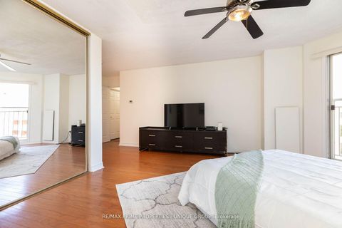 Photo 15 at 808 - 18 Concorde Place, Don Mills, Toronto