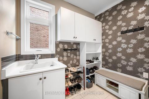 Photo 19 at 50 Lilly Valley Crescent, King City, King