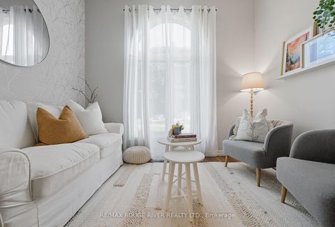 Photo 9 at 980 Sandcliff Drive, Pinecrest, Oshawa