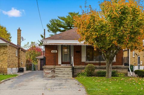 Photo 1 at 21 Silvio Avenue, Birchmount, Toronto