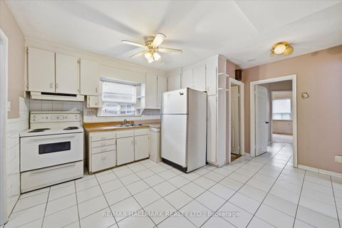 Photo 11 at 21 Silvio Avenue, Birchmount, Toronto