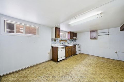 Photo 33 at 21 Silvio Avenue, Birchmount, Toronto