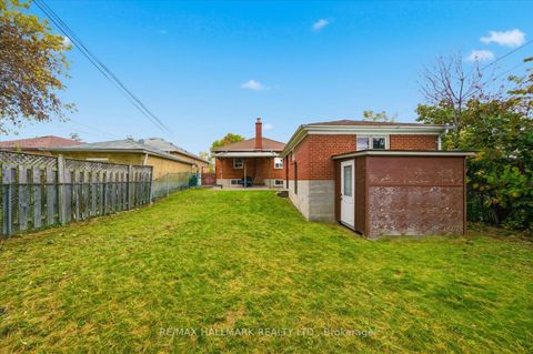 Photo 45 at 21 Silvio Avenue, Birchmount, Toronto