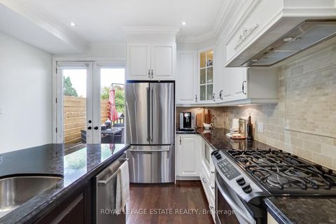 Photo 13 at 20 Westbrook Avenue, Lumsden, Toronto