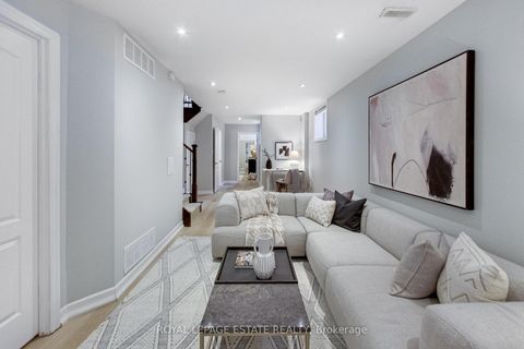 Photo 28 at 20 Westbrook Avenue, Lumsden, Toronto