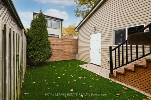 Photo 33 at 20 Westbrook Avenue, Lumsden, Toronto