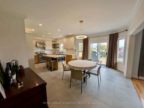 Photo 8 at 40 Graydon Crescent, Bayview Hill, Richmond Hill