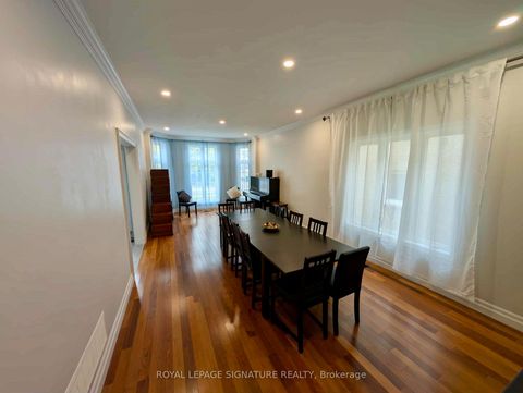 Photo 12 at 40 Graydon Crescent, Bayview Hill, Richmond Hill