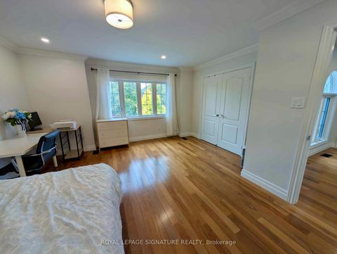 Photo 20 at 40 Graydon Crescent, Bayview Hill, Richmond Hill