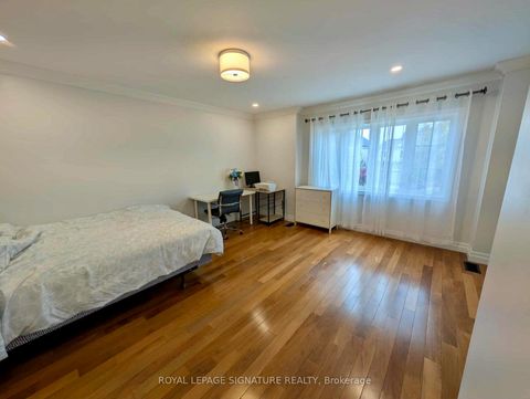 Photo 21 at 40 Graydon Crescent, Bayview Hill, Richmond Hill