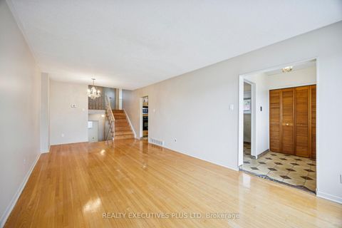 Photo 5 at 12 Bemberg Court, Old Rexdale, Toronto