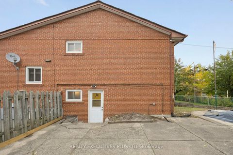 Photo 30 at 12 Bemberg Court, Old Rexdale, Toronto