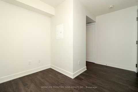 Photo 4 at 501 - 7 Mabelle Avenue, City Centre West, Toronto