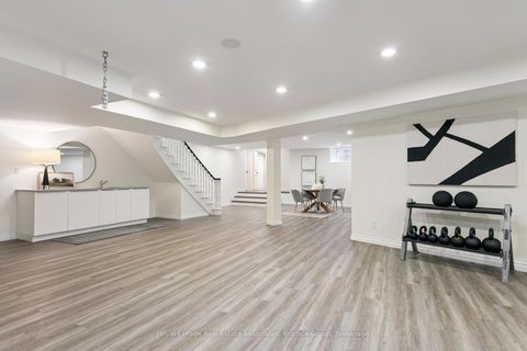 Photo 29 at 19 Lorraine Gardens, City Centre West, Toronto