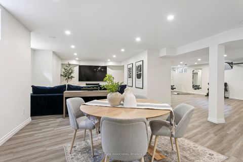 Photo 30 at 19 Lorraine Gardens, City Centre West, Toronto