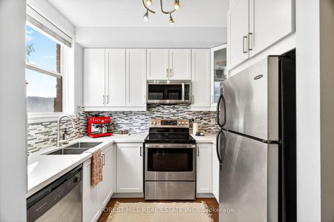 Photo 6 at 103 - 55 Halton Street, Bellwoods, Toronto