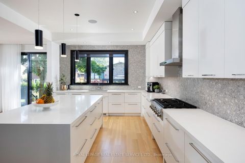 Photo 7 at 57 Meadowbank Road, City Centre West, Toronto