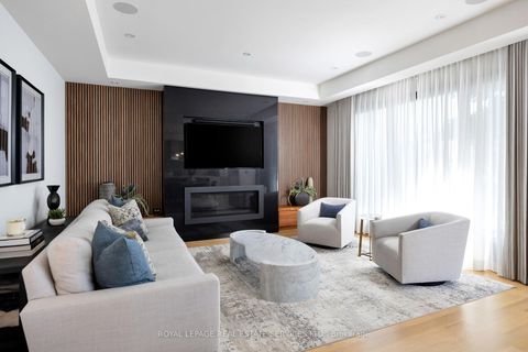 Photo 12 at 57 Meadowbank Road, City Centre West, Toronto