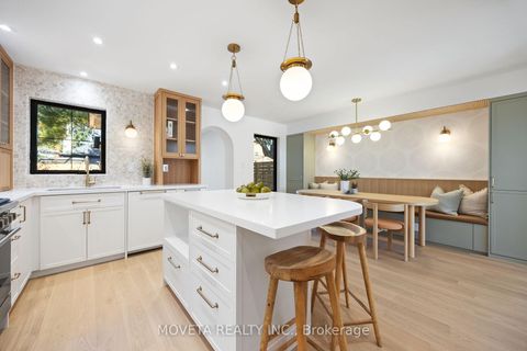 Photo 13 at 4 Mahoney Avenue, Mount Dennis, Toronto