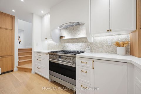 Photo 15 at 4 Mahoney Avenue, Mount Dennis, Toronto