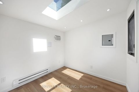 Photo 41 at 4 Mahoney Avenue, Mount Dennis, Toronto