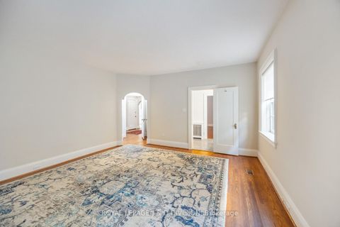 Photo 13 at 4 Highbourne Road, St. Clair, Toronto