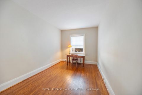 Photo 17 at 4 Highbourne Road, St. Clair, Toronto