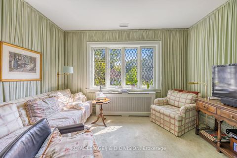 Photo 27 at 4 Highbourne Road, St. Clair, Toronto