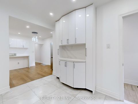 Photo 17 at 92 King Edward Ave Avenue, Lumsden, Toronto