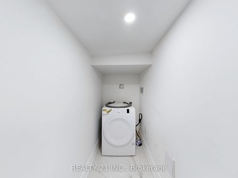 Photo 36 at 92 King Edward Ave Avenue, Lumsden, Toronto