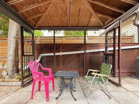 Photo 39 at 92 King Edward Ave Avenue, Lumsden, Toronto