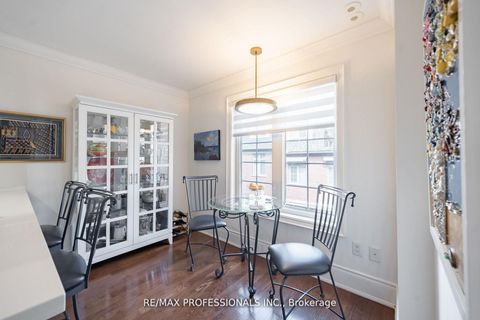 Photo 5 at 205 - 1111 Avenue Road, Eglinton, Toronto