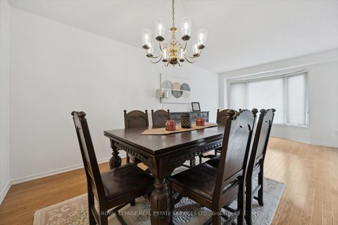 Photo 10 at 1468 Reeves Gate, GA Glen Abbey, Oakville