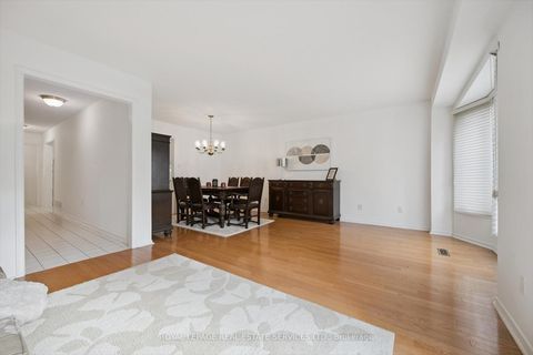 Photo 13 at 1468 Reeves Gate, GA Glen Abbey, Oakville