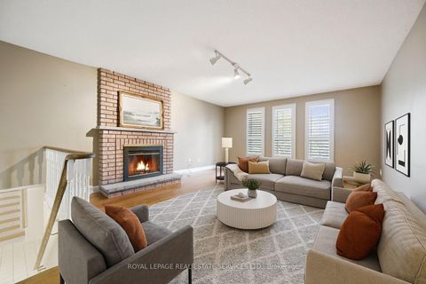 Photo 19 at 1468 Reeves Gate, GA Glen Abbey, Oakville