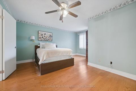 Photo 22 at 1468 Reeves Gate, GA Glen Abbey, Oakville