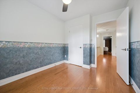 Photo 31 at 1468 Reeves Gate, GA Glen Abbey, Oakville