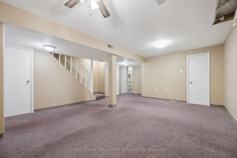 Photo 35 at 1468 Reeves Gate, GA Glen Abbey, Oakville