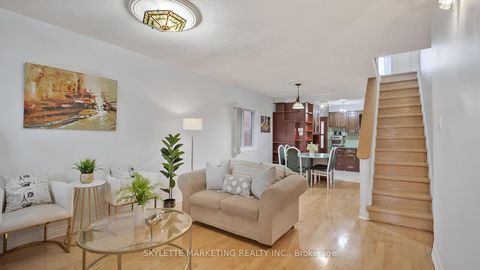 Photo 3 at 19 Miranda Avenue, Belgravia, Toronto