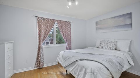 Photo 13 at 19 Miranda Avenue, Belgravia, Toronto