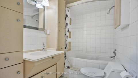 Photo 16 at 19 Miranda Avenue, Belgravia, Toronto