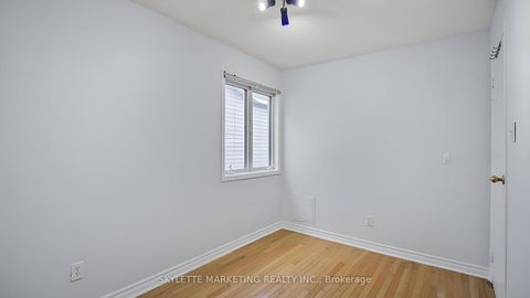 Photo 19 at 19 Miranda Avenue, Belgravia, Toronto