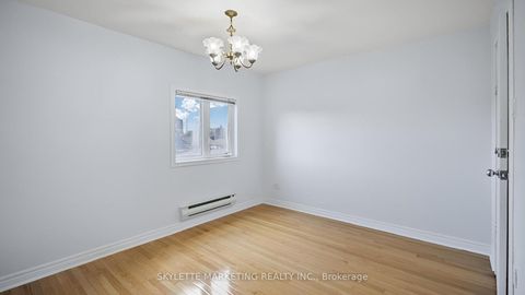 Photo 23 at 19 Miranda Avenue, Belgravia, Toronto