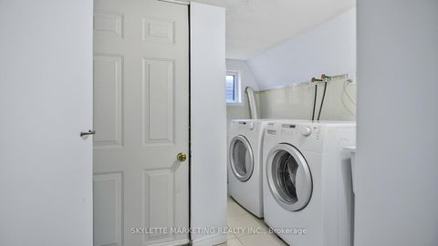 Photo 31 at 19 Miranda Avenue, Belgravia, Toronto