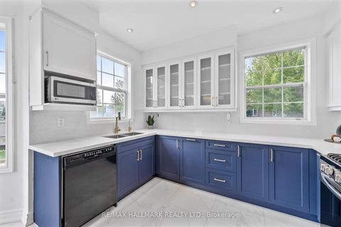 Photo 16 at 7 Delphinium Avenue, Oak Ridges Lake Wilcox, Richmond Hill