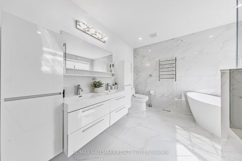 Photo 25 at 7 Delphinium Avenue, Oak Ridges Lake Wilcox, Richmond Hill