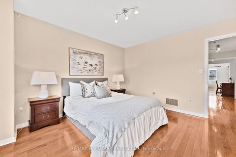 Photo 30 at 7 Delphinium Avenue, Oak Ridges Lake Wilcox, Richmond Hill