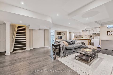 Photo 36 at 7 Delphinium Avenue, Oak Ridges Lake Wilcox, Richmond Hill